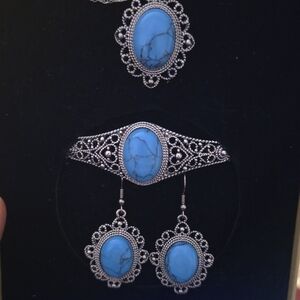 Turquoise SET ! Like New condition ! NWOT✨💙
